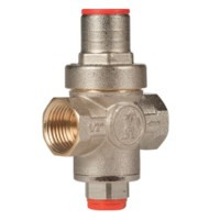 R153C�Piestikov� regul�tor tlaku